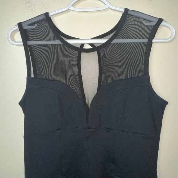 Bebe Size M - Picture 2 of 7